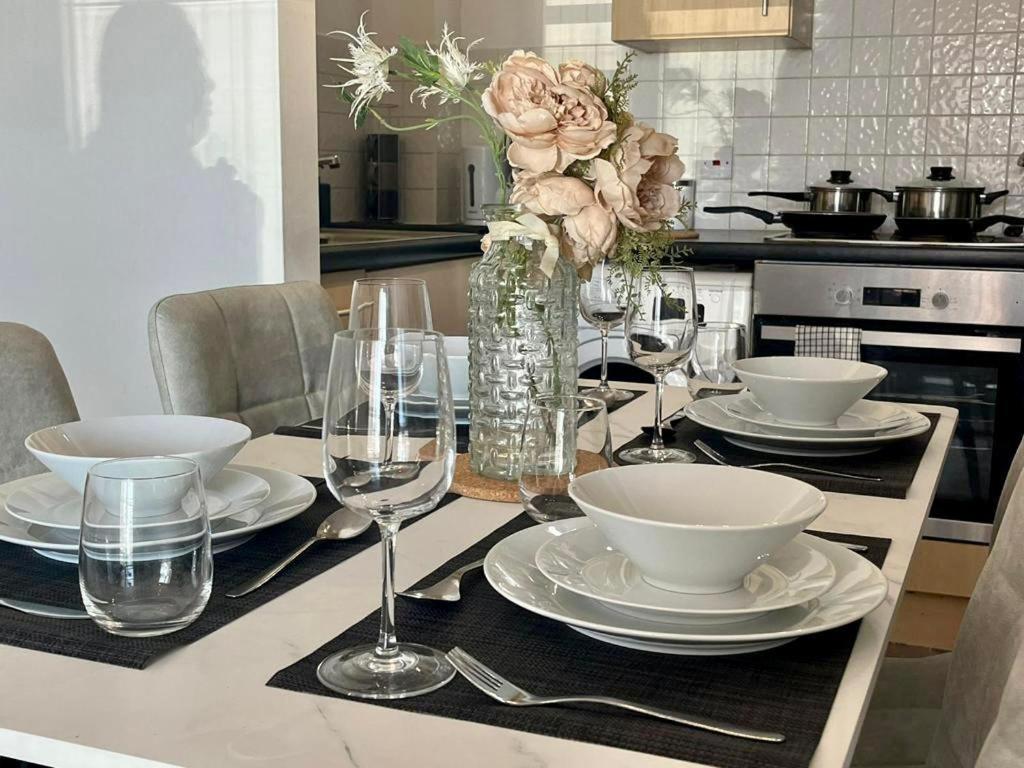 Luxury 02 Academy City Centre 2 Bed Apartment Mailbox Bullring Leisure & Families Birmingham Extérieur photo